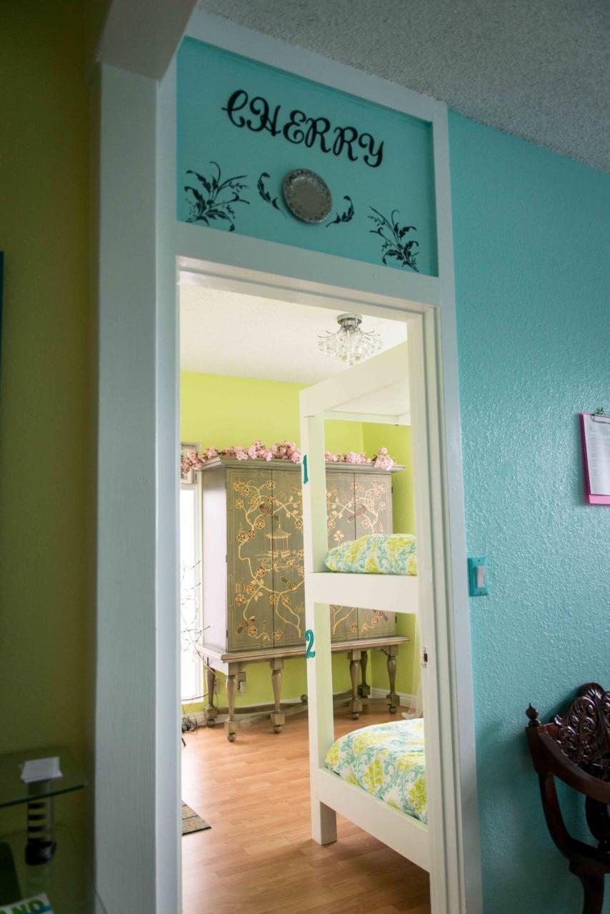 The Big Island Hostel Хіло Екстер'єр фото